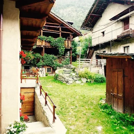 Alpehytte Casa Nemesis Brusson